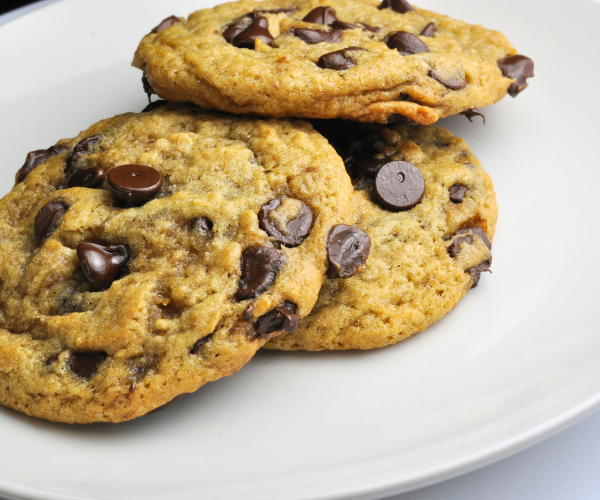 Best Vegan Chocolate Chip Cookies – Soft, Chewy & Easy to Make