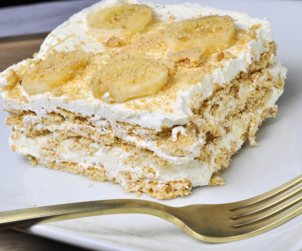 Creamy Banana Icebox Cake (No Bake and Delicious!)
