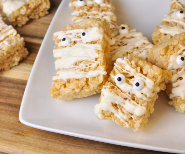 Spooky Mummy Rice Krispy Treats – A Fun No-Bake Halloween Dessert