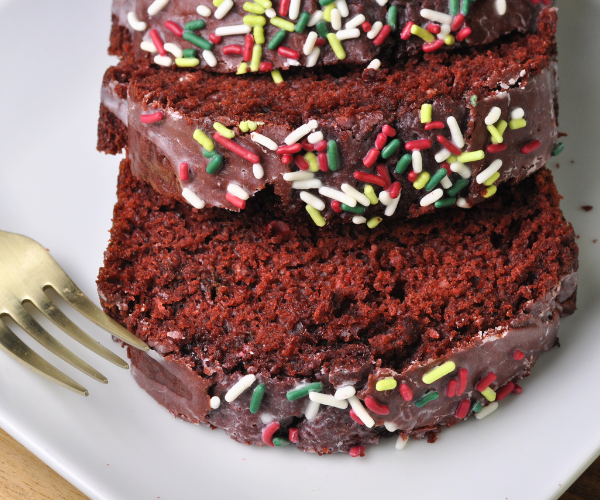 The Best Christmas Red Velvet Loaf (Quick & Delicious!)